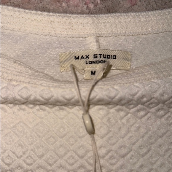 Max studio London sz medium ivory waffle knit sweater shirt cream 3/4 sleeve NWT - Picture 2 of 3